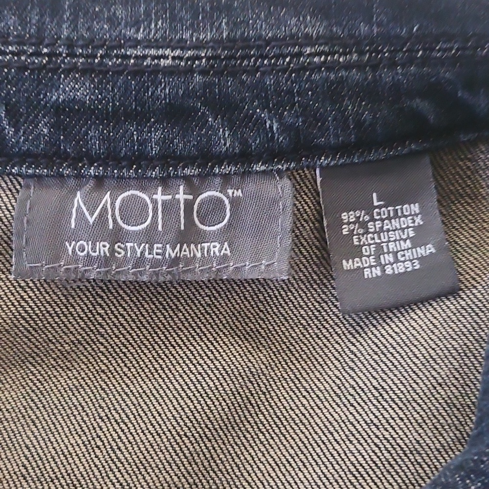 MOTTO Blue Denim Jacket with Shoulder and Yoke Detail - Picture 10 of 16